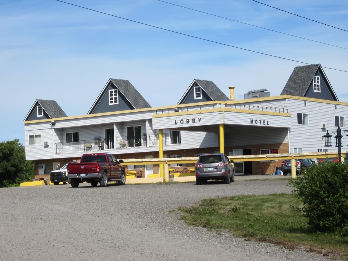 Hillview Motel Vanderhoof Екстер'єр фото